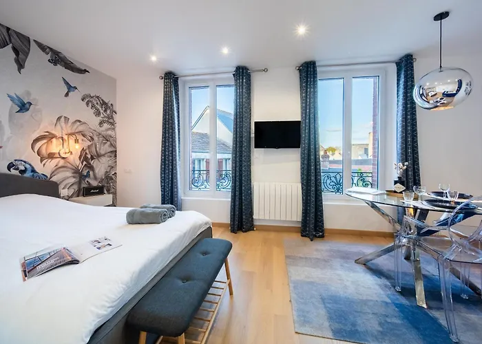 Appart 2 Personnes A 50M Des Commerces & Mer
